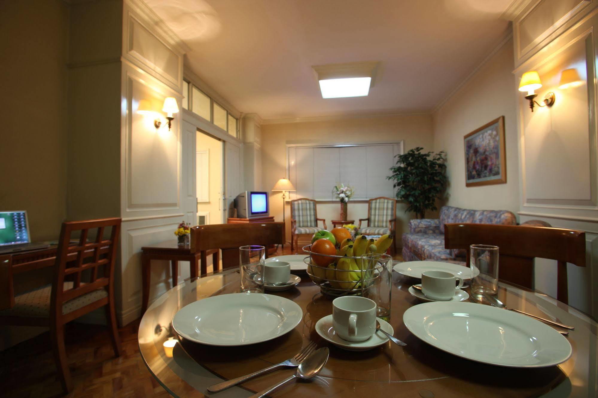 Sunny Bay Suites Manila Zewnętrze zdjęcie