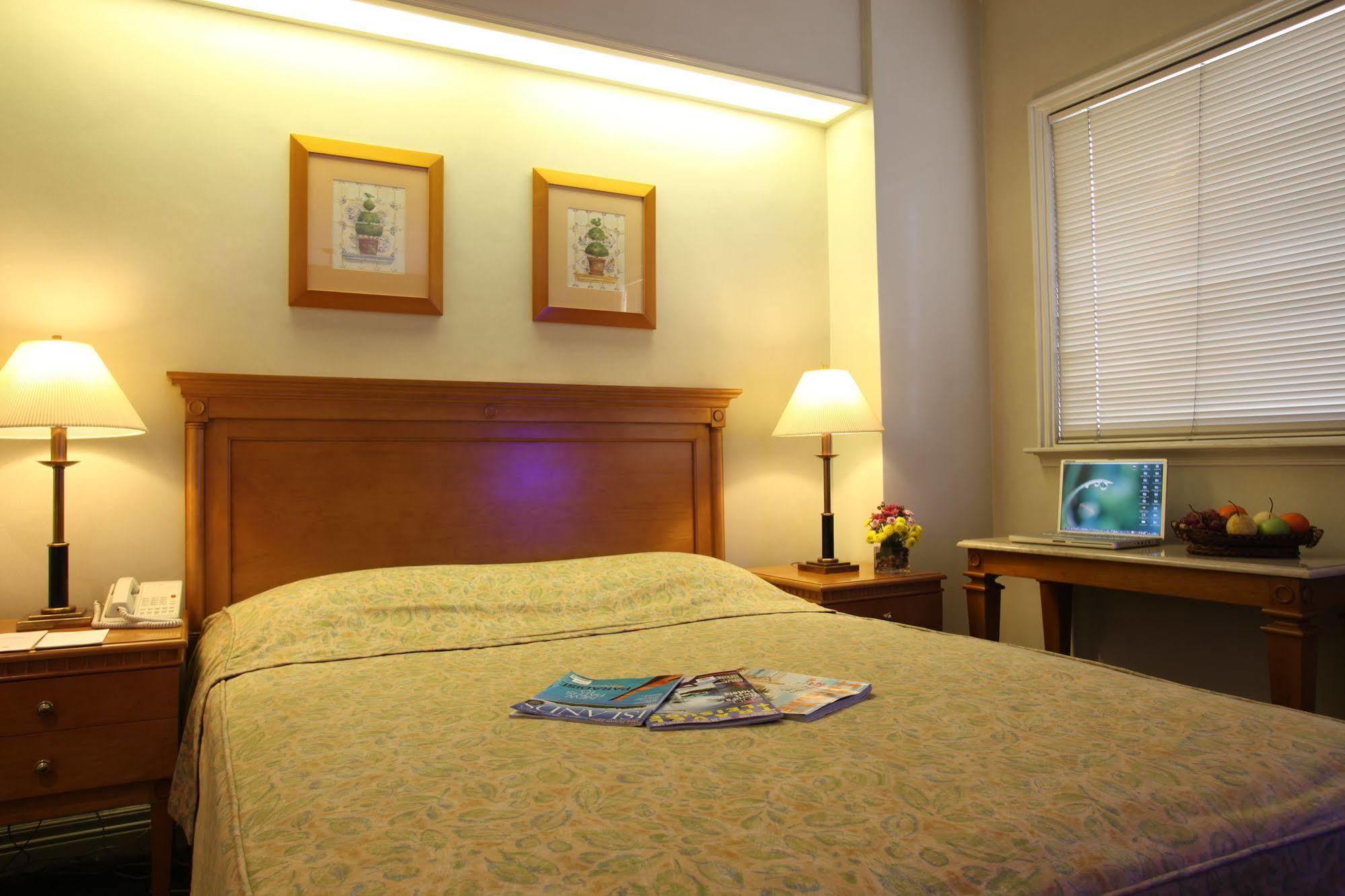 Sunny Bay Suites Manila Zewnętrze zdjęcie